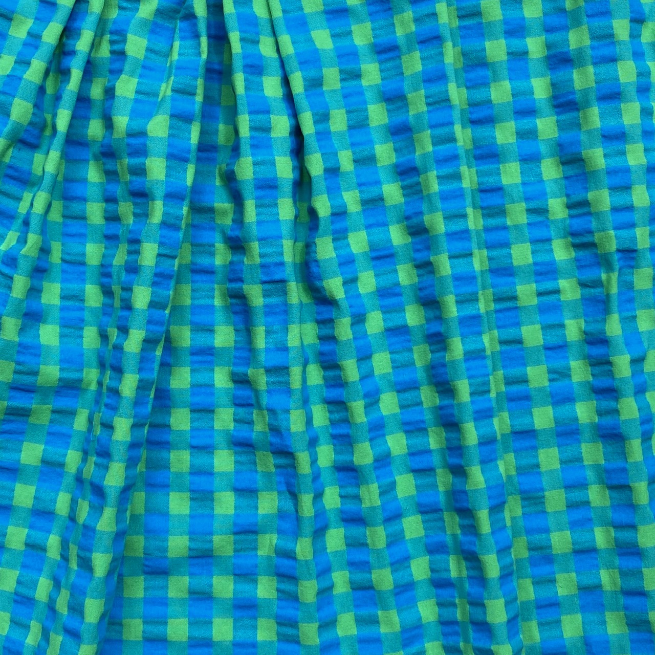 Tissu vichy seersucker vert et bleu