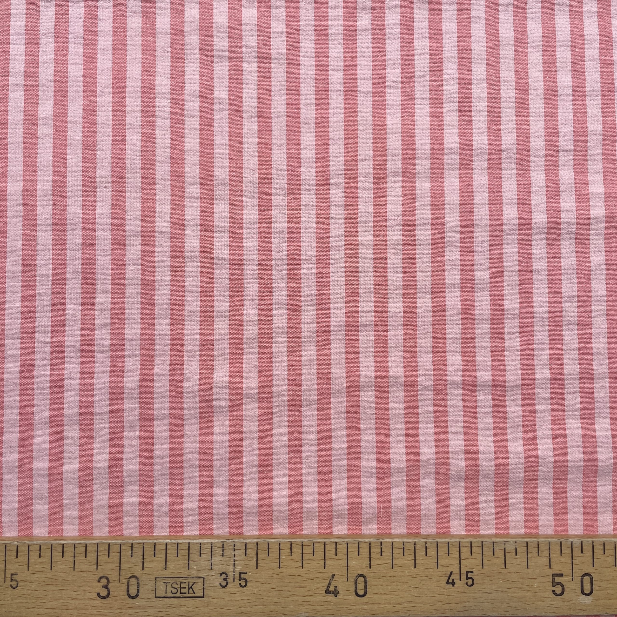 Tissu seersucker rayures corail Tissu seersucker rayures corail